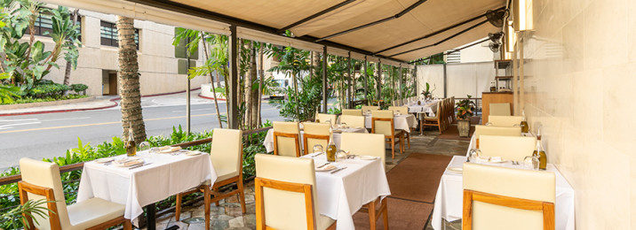 Patio-view-from-Lewers