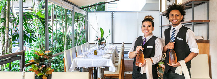 Wedding-servers